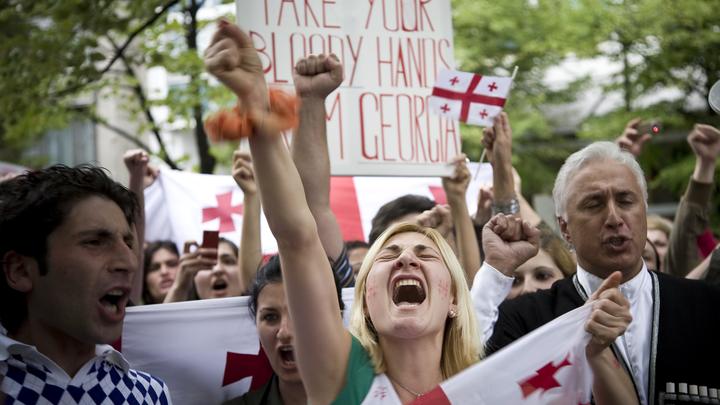 "Ночь Познера". Для кого оппозиция разыграла шоу в Тбилиси?