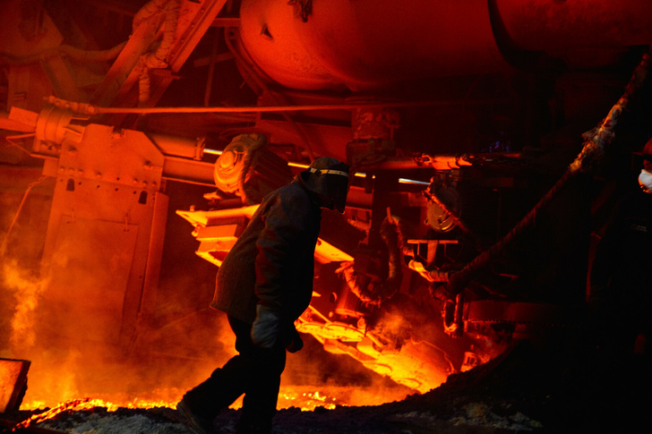 Надеждинский металлургический завод 125-лет непревзойденного качества продукции Надеждинский металлургический завод 125-лет непревзойденного качества продукции