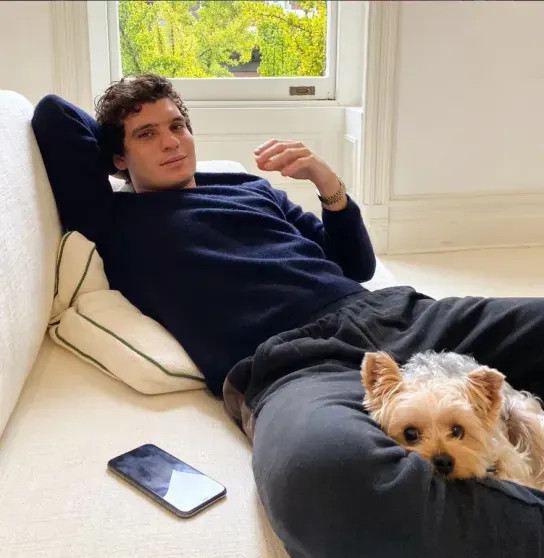 Эль Фаннинг рассказала про отношения с бойфрендом-миллионером Гасом Веннером Фаннинг, Веннером, семьи, Сентиментальная, ценность, рассказала, ВеннерГас, Гасом, журнала, Rolling, директором, Stone, время, семьёй, Долгое, свидании, заметили, папарацци, расставания, после