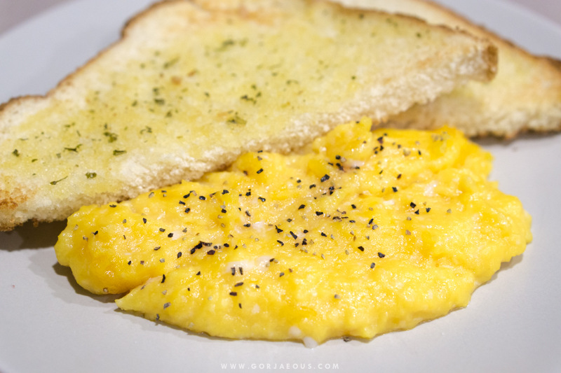 Slow Scrambled Eggs with Garlic Toast on the side