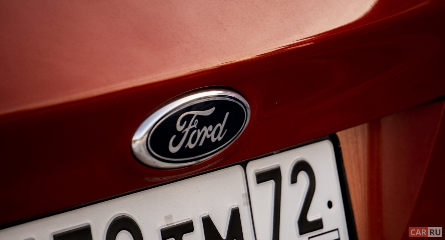 В Россию привезли бюджетную версию внедорожника Ford Bronco Автомобили