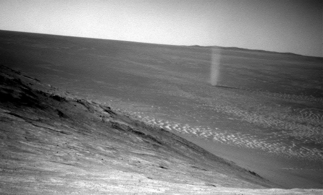 Скалы-сферы и пылевые вихри. 5 явлений, замеченных на Марсе, которые науке только предстоит объяснить Культура
