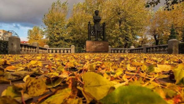 Такой день. Гололед с пылевой бурей и памятник экс-губернатору