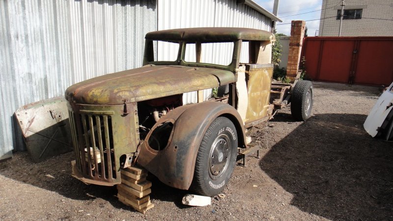 Перевоплощение старого МАЗа в хот-род на базе внедорожника Chevrolet Перевоплощение старого МАЗа в хот-род на базе внедорожника Chevrolet