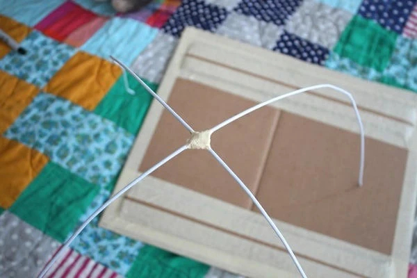 Как сделать домик из футболки для кота или кошки: простой мастер-класс Как сделать домик из футболки для кота или кошки: простой мастер-класс