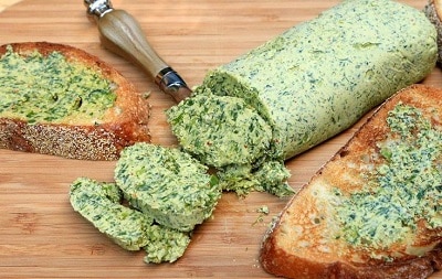 7 здоровых рецептов пасты из чесночных стрелок для пп бутербродов: витамины с огорода