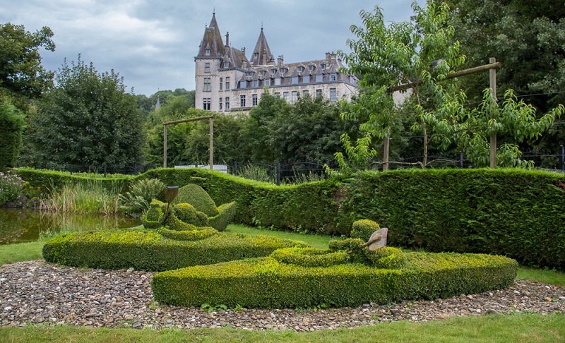 Топиар — зеленое искусство фигурной стрижки  природа