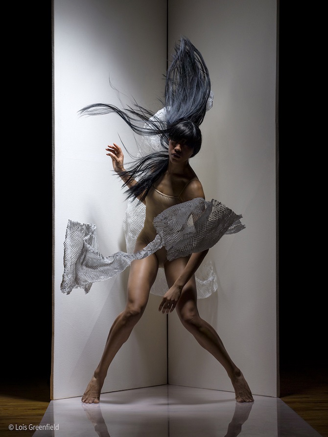 Динамичные фотографии танцоров, “застывших” в движении
