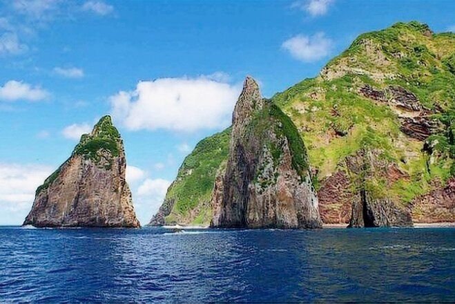 Шесть робинзонов. История подростков, проживших на необитаемом острове 15 месяцев история