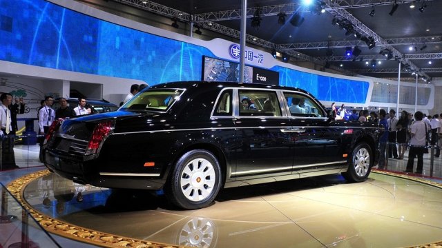 Hongqi как произносится на русском