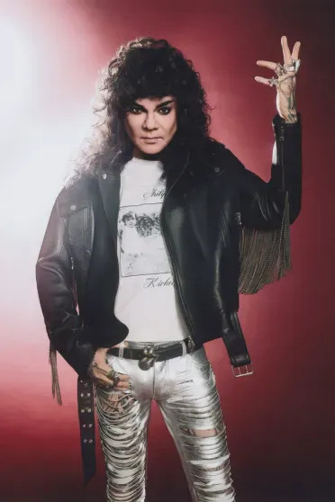 Шуба, цепи и кожаные брюки: Филипп Киркоров снялся для модного бренда philipp kirkorov,алесь кафельников,Виктория Шелягова,москвичка,журнал,Филипп Киркоров