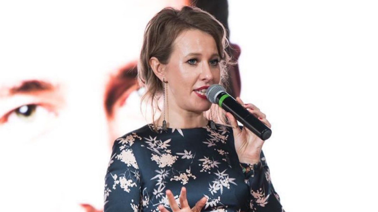 Май Абрикосов назвал реальную зарплату Ксении Собчак на «Доме-2»