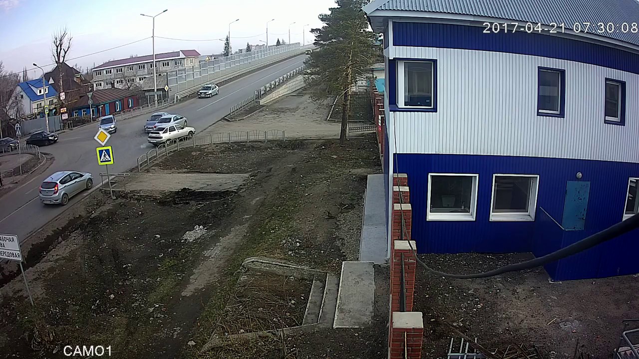 Картинки по запросу ДТП путепровод Омск