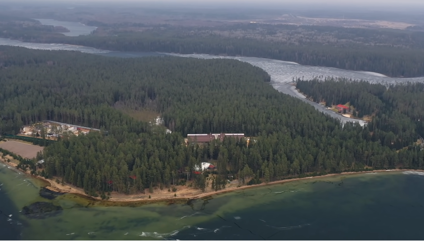 О резиденции В. Путина на озере Валдай