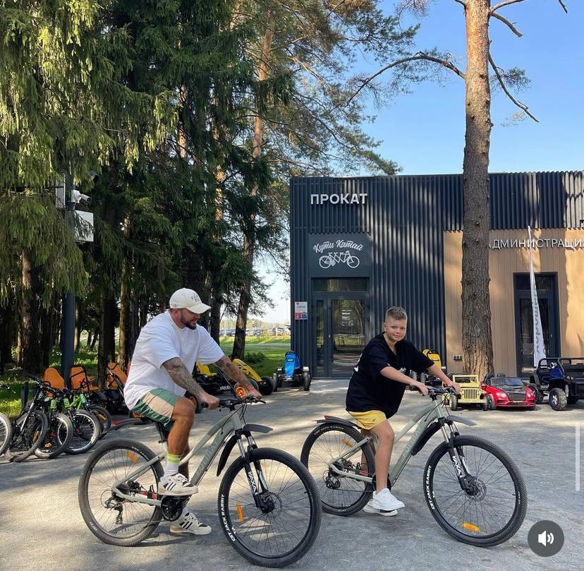 Cменила мошенника на уголовника: как сейчас выглядит и чем занимается Евгения Феофилактова из шоу «Дом 2» Евгения, после, проекте, Гусев, Феофилактова, только, Антона, отношения, всего, Антон, время, вместе, проекта, стала, замуж, парень, вышла, несколько, жизни, девушка