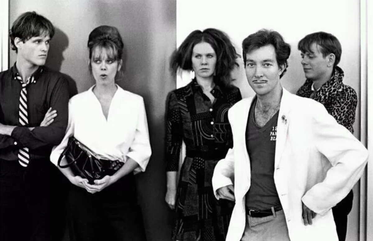 Друзья, не умеющие музицировать, после очередной попойки решили попробовать и создали группу … по сей день они неотразимы группа,зарубежная