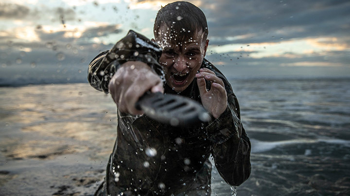 АМЕРИКАНСКИЙ НОЖ У РУССКОГО ГОРЛА: РОССИЯ МОЖЕТ ОТВЕТИТЬ НЕ ТОЛЬКО "ИСКАНДЕРАМИ"