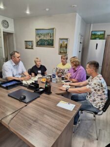 Липецкий омбудсмен Александр Бабанов провел рабочую встречу по трудоустройству подростков