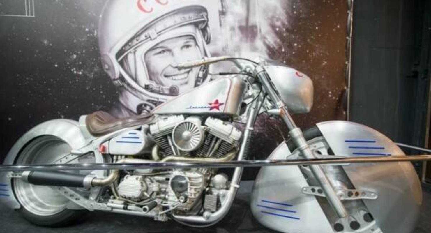 Просто космический мотоцикл «Юрий Гагарин»: кем он создан и для чего Мото