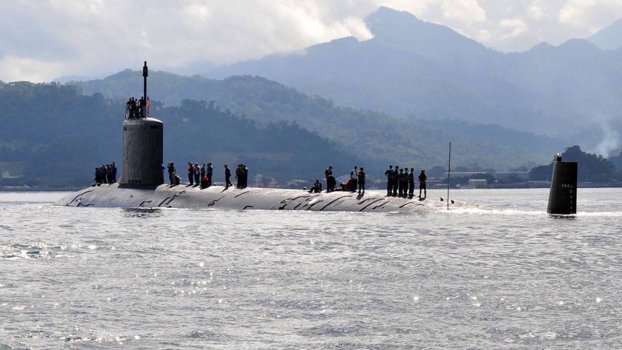 Sohu: американская АПЛ Virginia в панике бежала от российского фрегата «Маршал Шапошников»