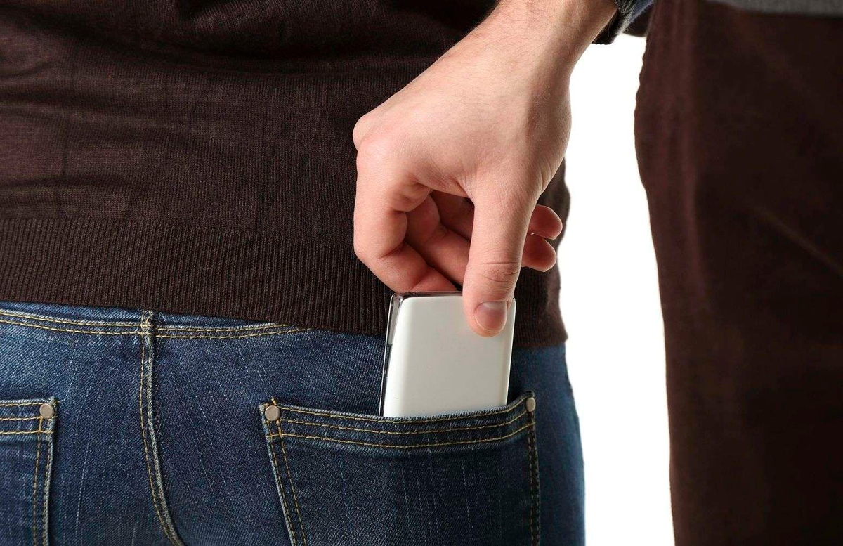 «С приличными девушками такого не случается» 