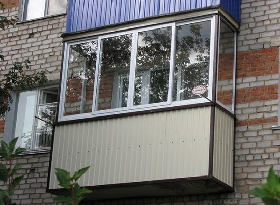 Почему профнастил на балконе это плохая идея советы