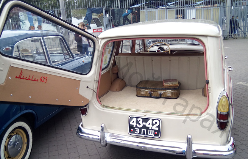 Забрал с колхоза Москвич-423 и переделал в красавца авто