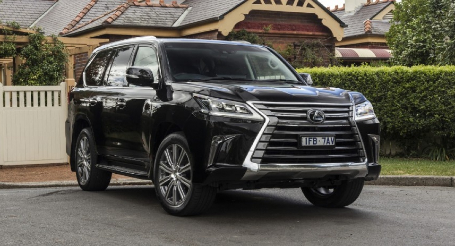 Мощнейший Lexus LX 600 F Sport 2022 года протестировали на диностенде