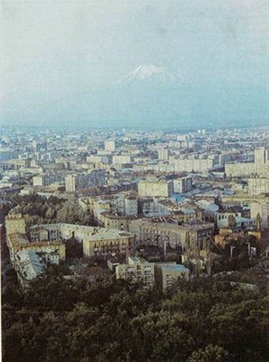 Ереван советской эпохи Ереван советской эпохи