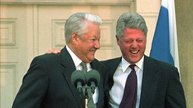 На руинах третьей мировой войны