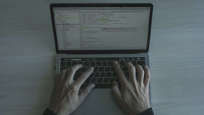 Атака российских хакеров на сутки оставила украинскую власть без закрытой связи