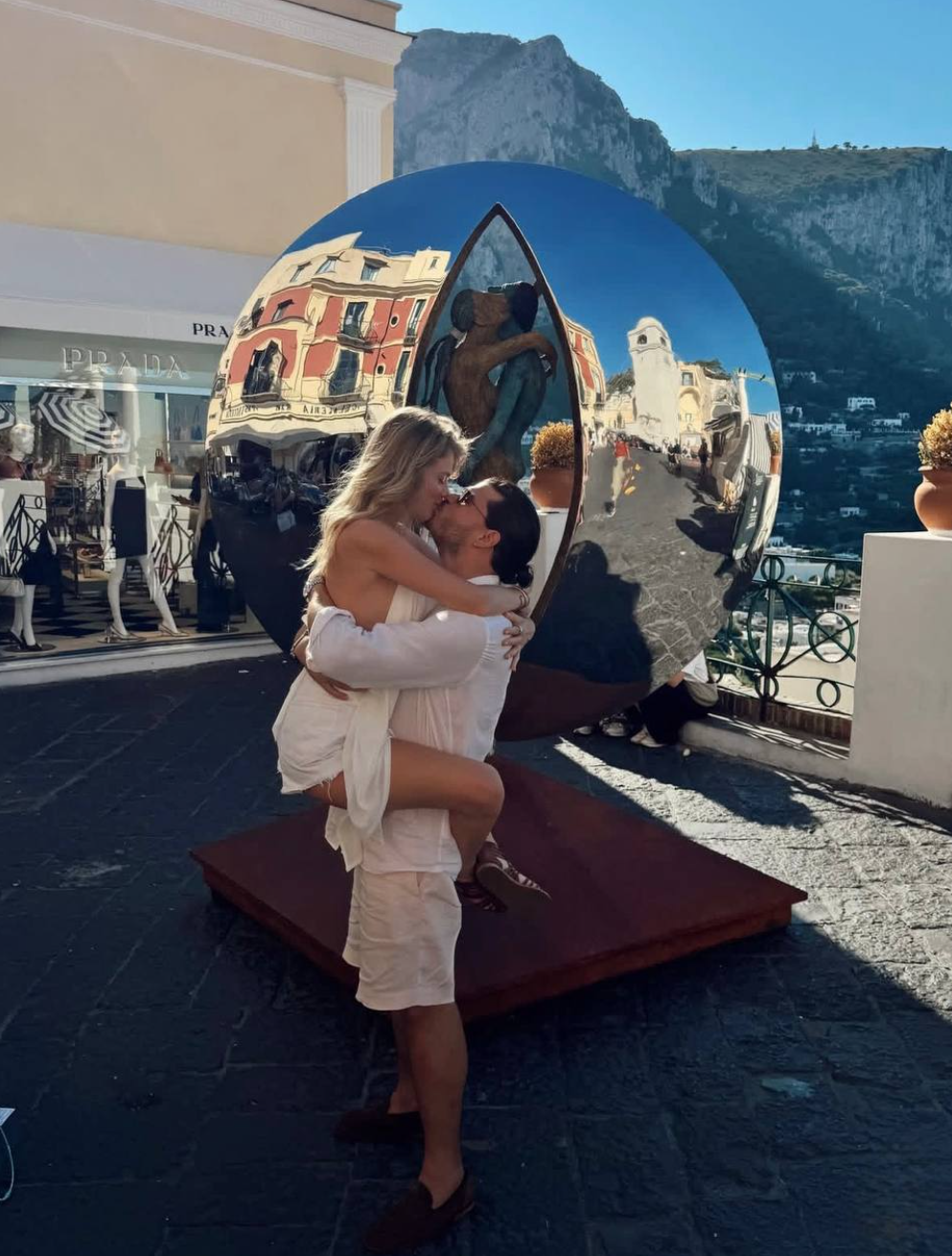 Ведущая «Орла и решки» Мария Ивакова выходит замуж: что известно о ее женихе Ивакова, Кирилл, Марии, телеведущая, Гурбанов, решка, очень, Кириллом, решил, общий, человек, известно, татуировку, поделилась, вместе, «Орел, программы, отношений, российская, модель