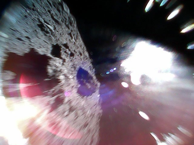Получены первые фотографии с астероида Рюгу Космос, Астероид, Рюгу, Хаябуса-2, JAXA