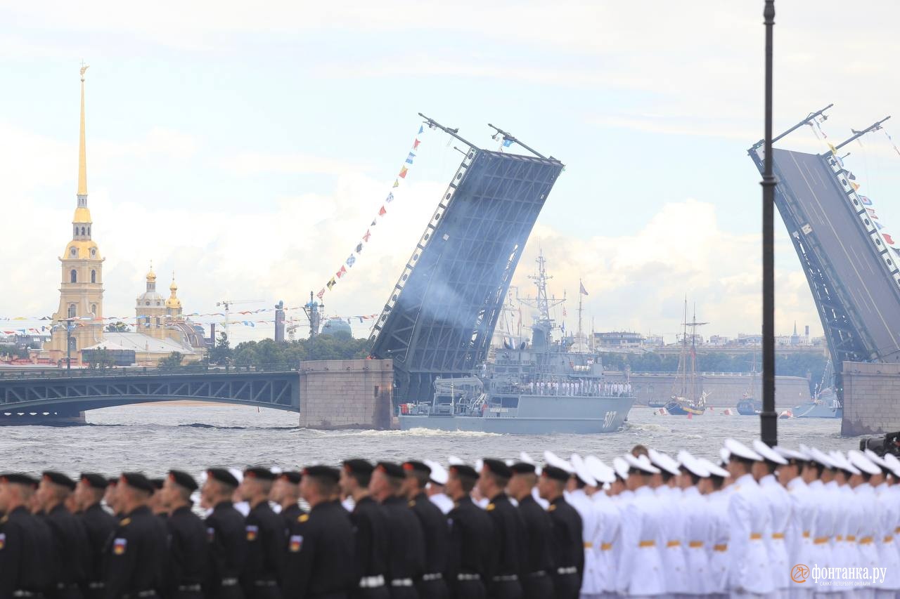 Питера 2022. День ВМФ В Санкт-Петербурге 2022. Парад на день ВМФ В Санкт-Петербурге 2022. День ВМФ 2022 морской парад Санкт-Петербург. ВМФ В Питере 2022.