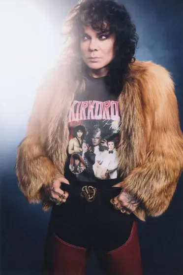 Шуба, цепи и кожаные брюки: Филипп Киркоров снялся для модного бренда philipp kirkorov,алесь кафельников,Виктория Шелягова,москвичка,журнал,Филипп Киркоров