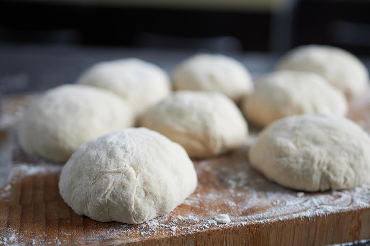 Пицца как в школьной столовой: быстрый рецепт той самой мини-пиццы, которую так любят дети чтобы, тесто, можно, школьной, пленкой, полотенцем, накрыть, минут, нужно, убрать, пиццы, пищевой, подошло, начинку, затем, реакция, томатный, порций, холодильнике, пиццу