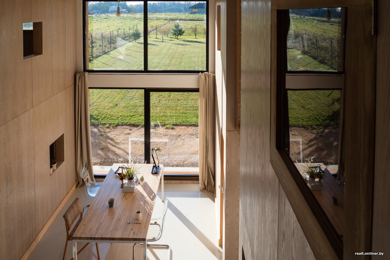 Помните семью из микродома на 16 «квадратах»? Посмотрите, какой удивительный коттедж она построила Помните семью из микродома на 16 «квадратах»? Посмотрите, какой удивительный коттедж она построила архитектура