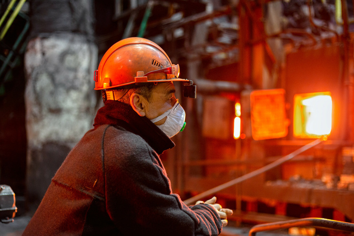 Надеждинский металлургический завод 125-лет непревзойденного качества продукции Надеждинский металлургический завод 125-лет непревзойденного качества продукции