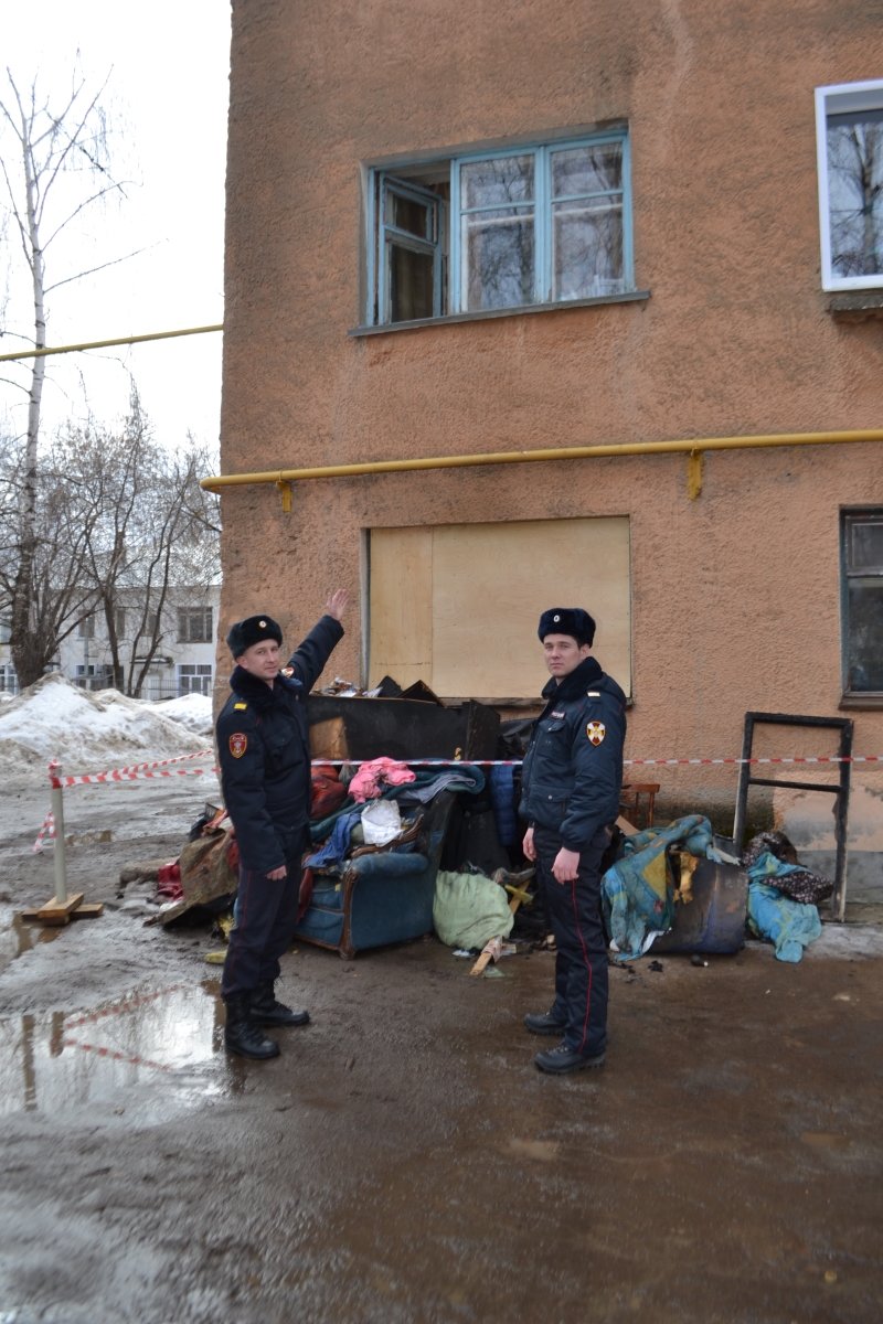 Сотрудники Росгвардии Кировской области спасли восемь человек   