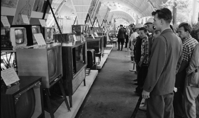 Сделка века: как СССР поменял 17 подводных лодок на газировку Pepsi жизнь,история,мир,новости,планета,факты