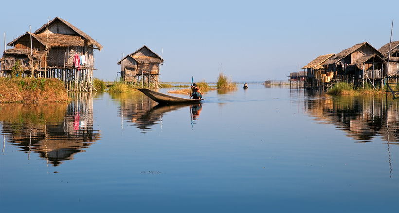 Колоритное озеро Инле, где грядки с помидорами расположены прямо в воде