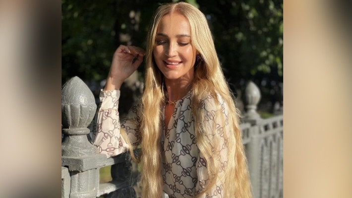 Улетевшая в Африку Ольга Бузова ответила на оскорбления Влада Кадони