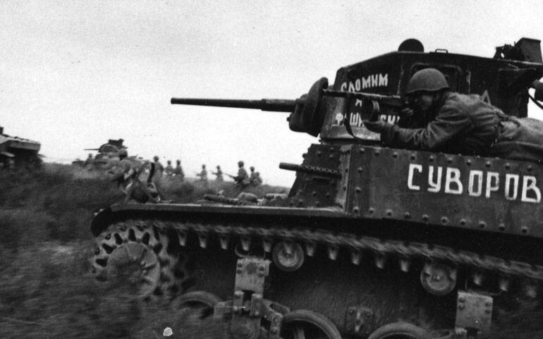 Танк М3А «Стюарт» снаружи и внутри Танк М3А «Стюарт» снаружи и внутри