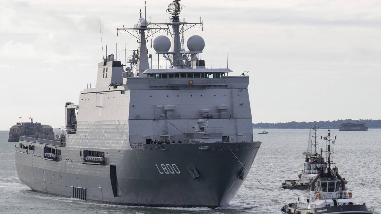 НАТО направила военный корабль HNLMS Rotterdam в район Балтийского моря