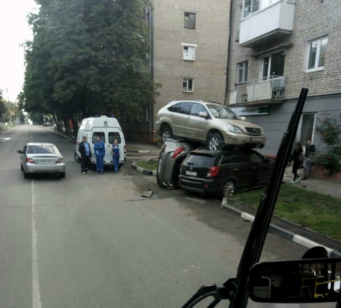 17 курьезных фотографий, сделанных из окна автомобиля Когда, мнению, Novateru, Просто, Europa, вашему, умеют Празднуем, CatDumb11, ребята, благодаря, будет, мастерству, Newsbomb10, новый, бампер» Тоннель, получился, слишком, празднуют, тобой», Design