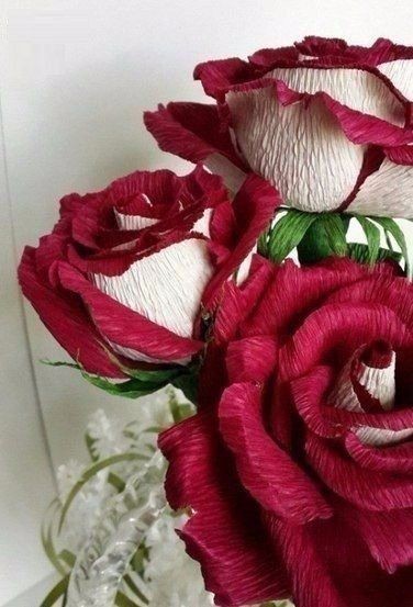 Двухцветная розa из бумаги: красивая идея для творчества Двухцветная, бумаги, будет, радовать, очень, долго Только, мочите, уборке  