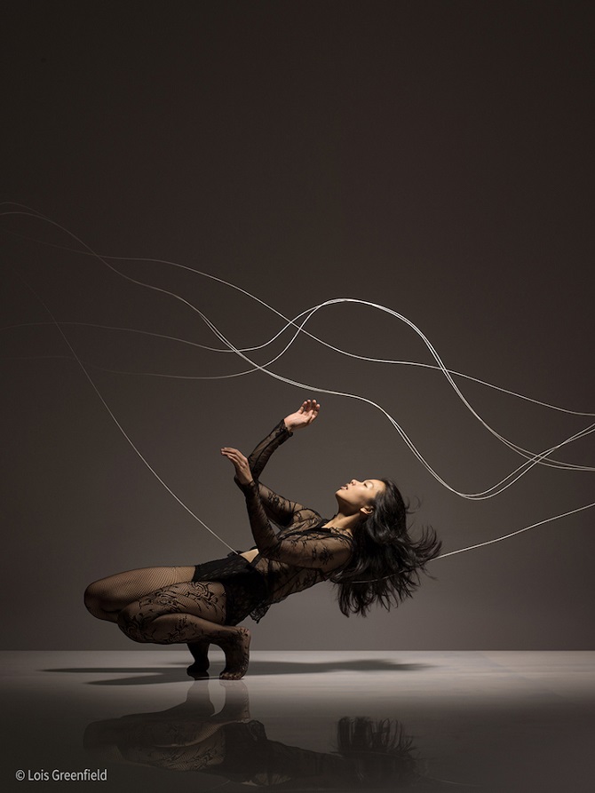 Динамичные фотографии танцоров, “застывших” в движении