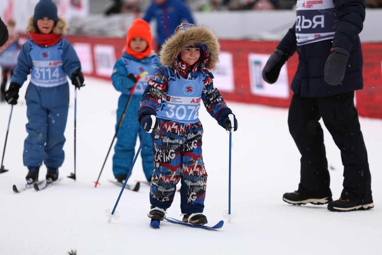 Как поставить ребенка на лыжи: 5 советов от Олимпийского чемпиона Anton, ребенка, трассу, ребенок, «Гонка, более, лучше, одной, первый, участников, лыжи —, родители, которые, желание, чтобы, воспринимать, семейный, Легкова, могут, давления