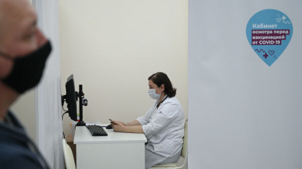 Путин надеется, что вакцинация от COVID-19 пойдет быстрее