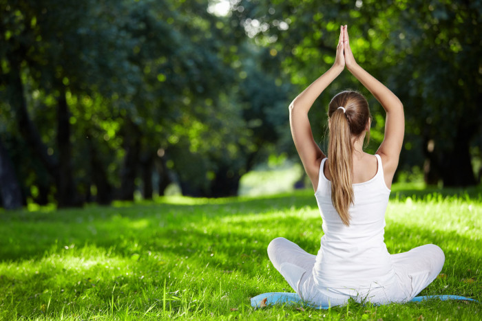 3 упражнения из йоги для идеальной спины